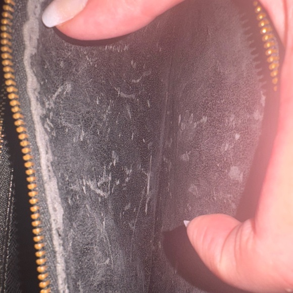 Louis Vuitton concord bag Black with gold hardware epi leather - Picture 11 of 11